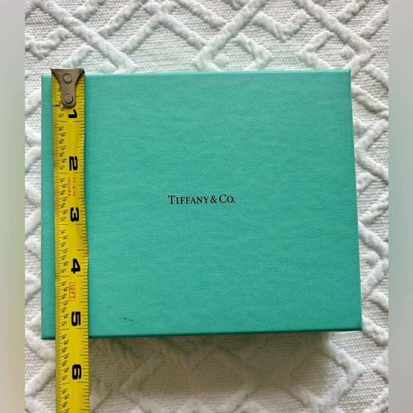 TIFFANY & CO BOXES & GIFT BAG - Picture 9 of 12